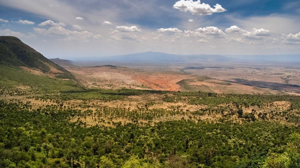 The Great Rift Valley from the Kamandura Mai-Mahiu Narok Road, Kenya, Africa
